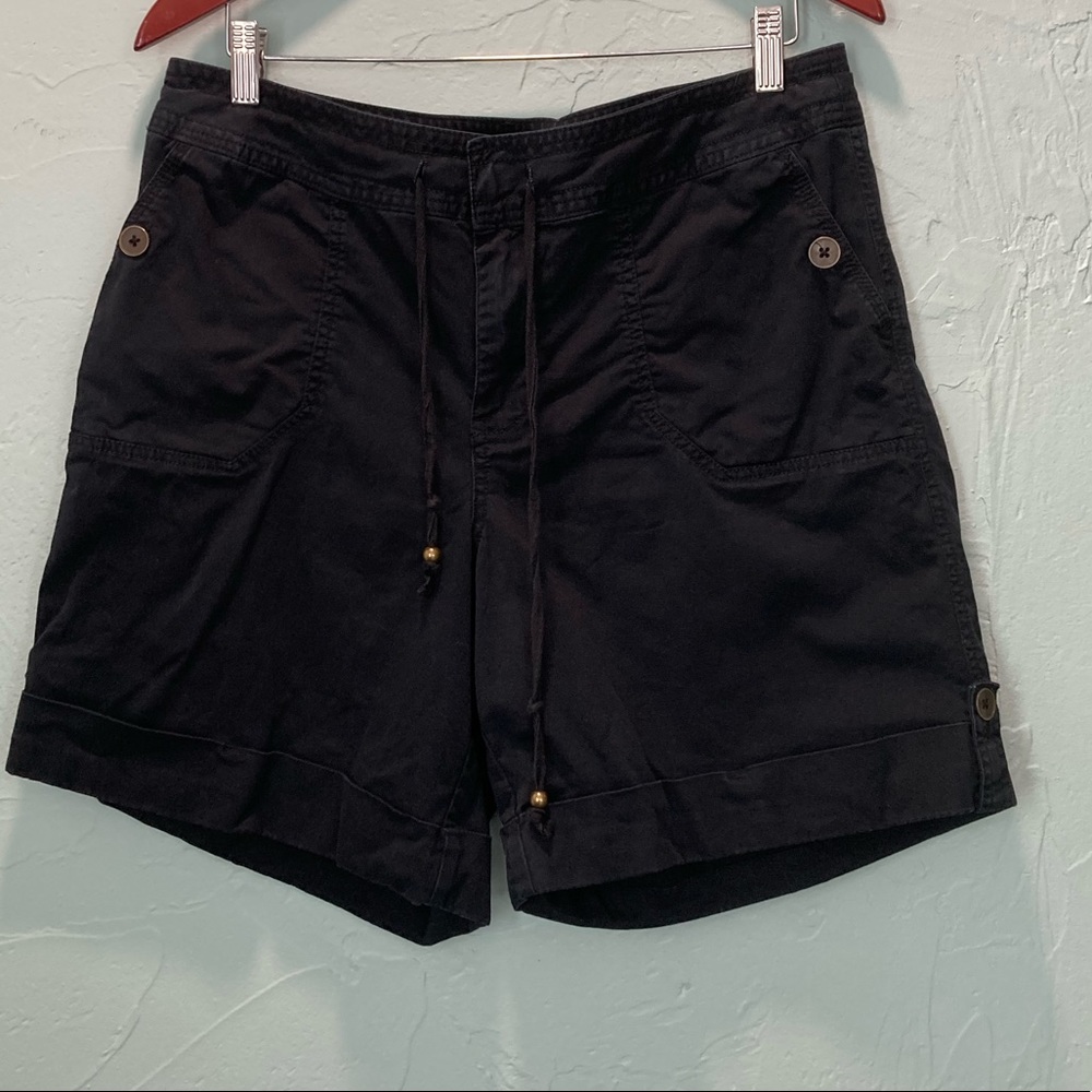Lane Bryant black shorts-
Size 14